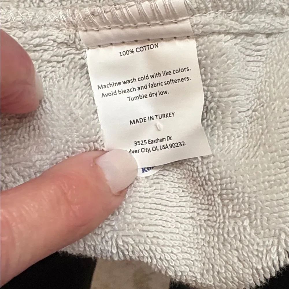 Parachute Turkish Cotton Robe $149 - Picture 5 of 5